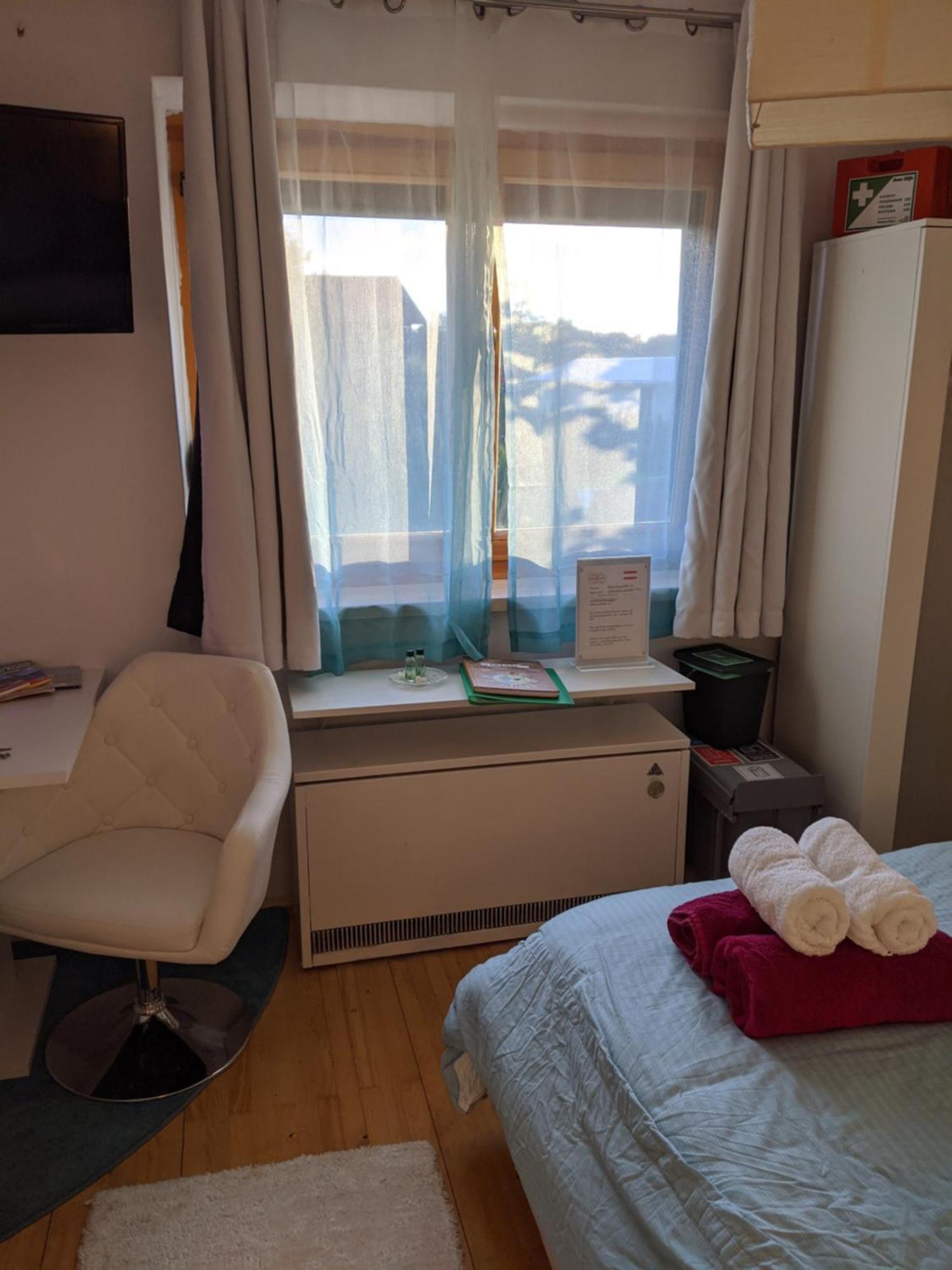 Gemütlicher Raum, Gampern Habitación foto